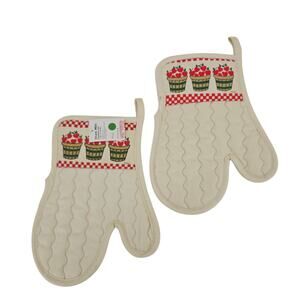 2 Vintage Cottagecore Farmcore Check Strawberries Hanging Oven Mittens NOS